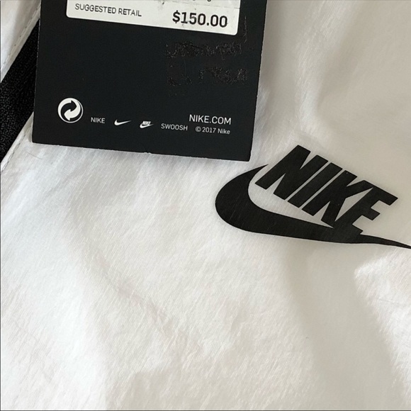 NWTNike running jacket 150$! - Picture 8 of 8